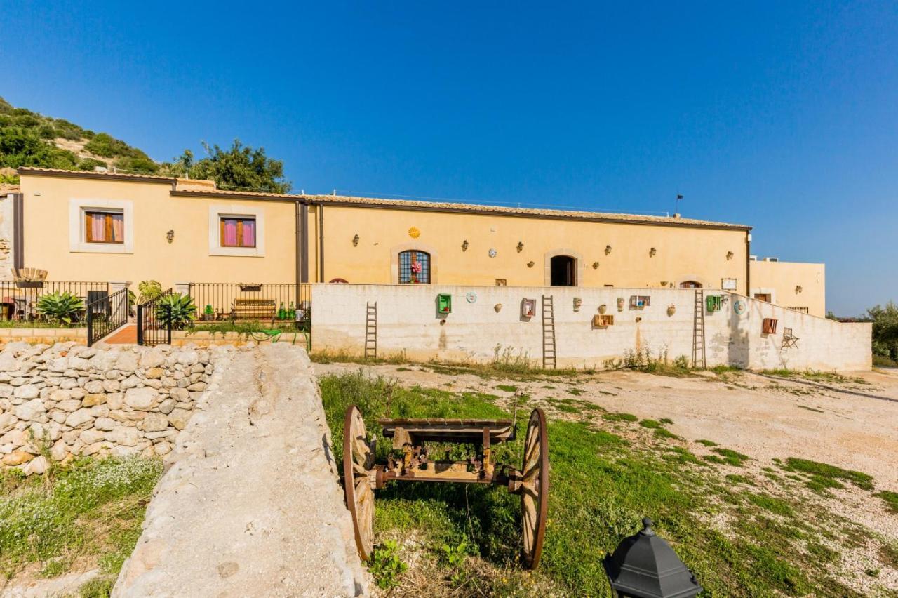 Agriturismo Monte Criscione Avola Buitenkant foto