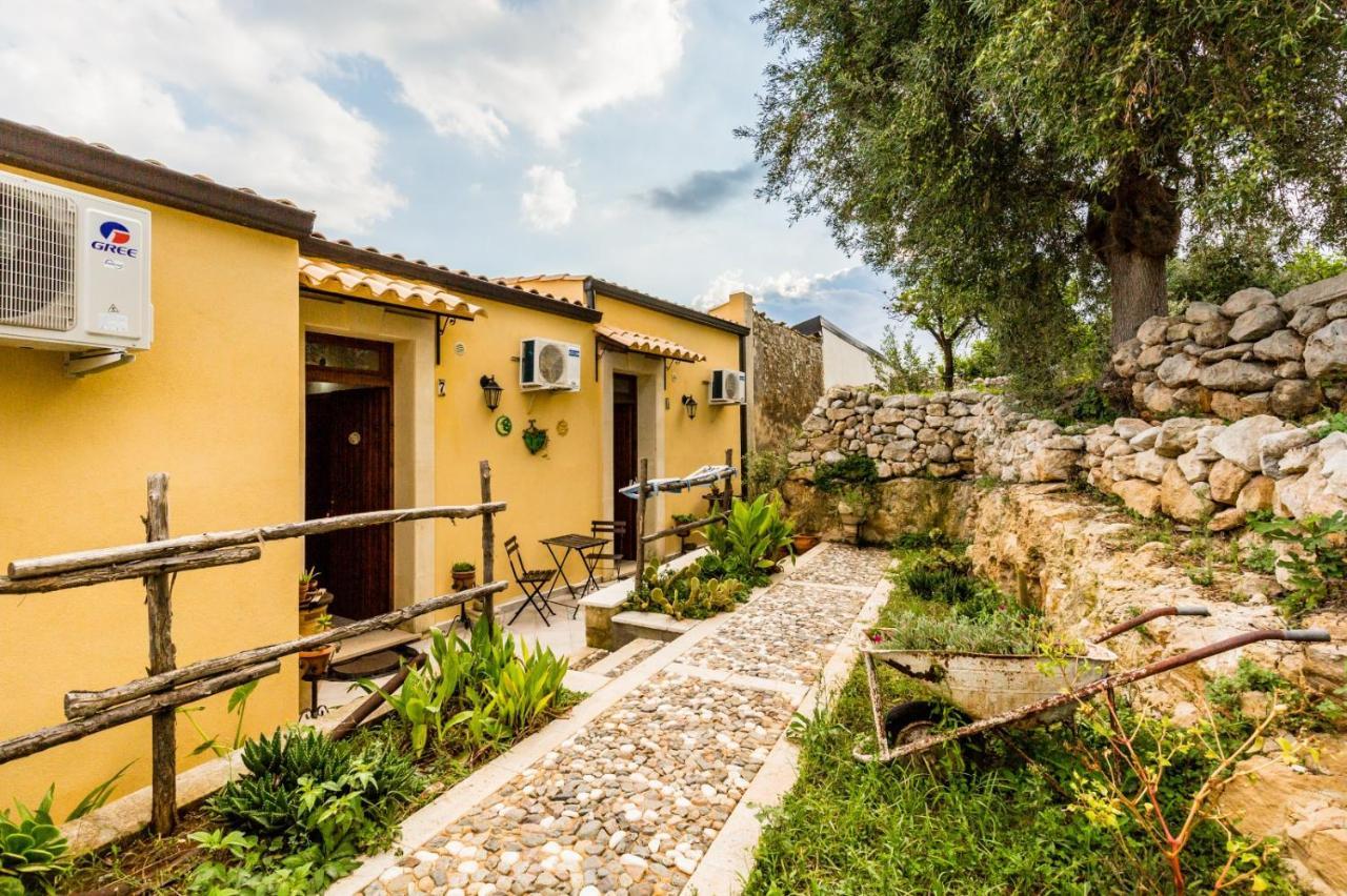 Agriturismo Monte Criscione Avola Buitenkant foto