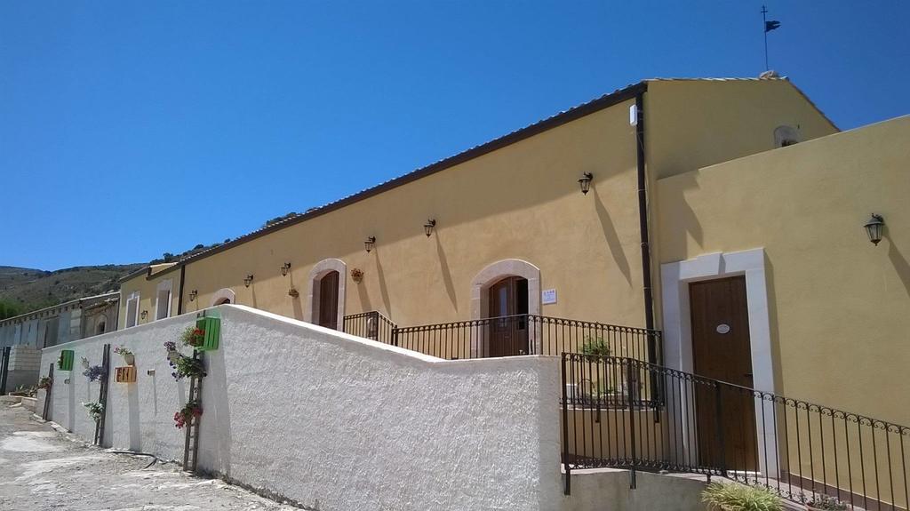 Agriturismo Monte Criscione Avola Buitenkant foto