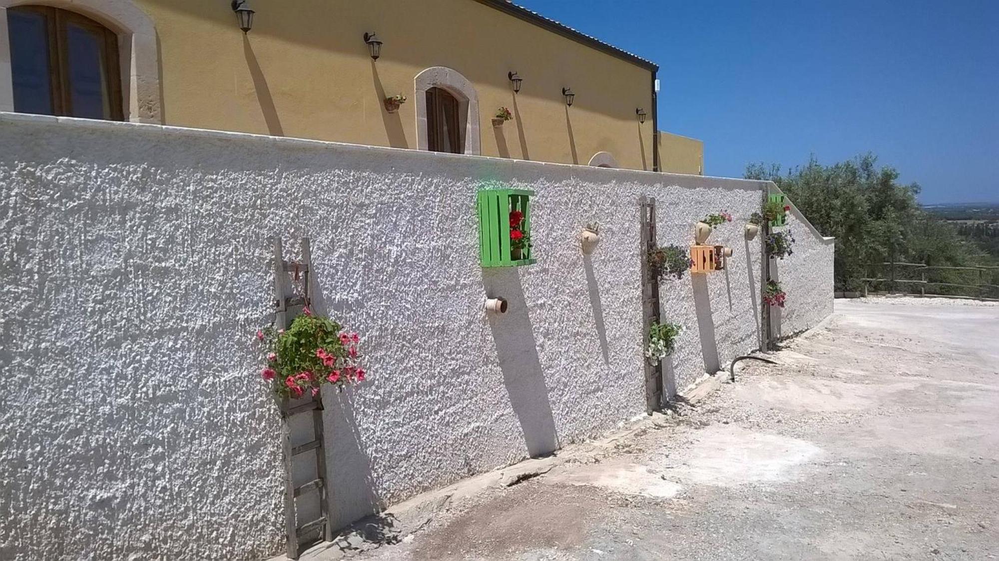Agriturismo Monte Criscione Avola Buitenkant foto
